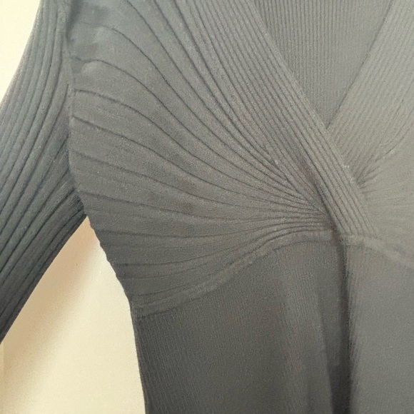 INC International Concepts Black V-Neck Sweater - Picture 3 of 4